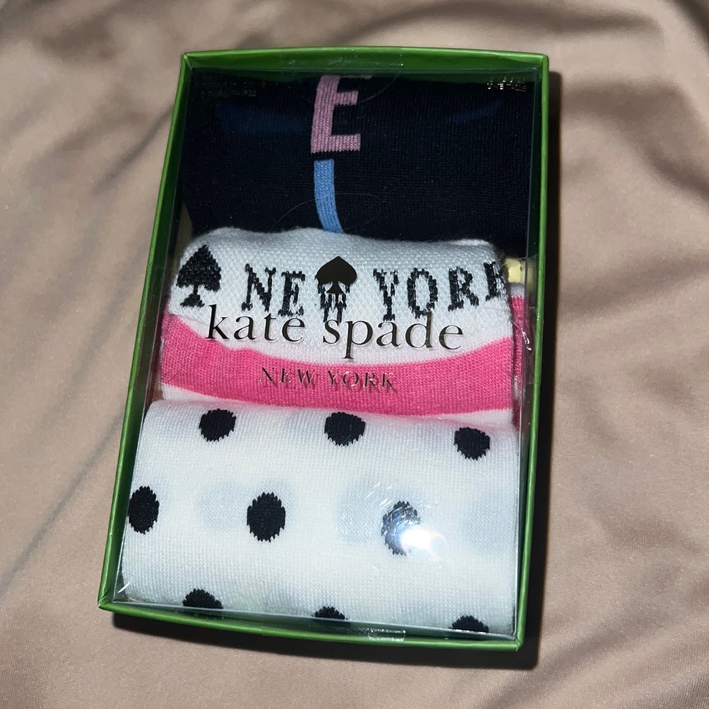 KATE SPADE ♠️ BRAND NEW SOCK SET! ONE SIZE + FREE GIFT WITH PURCHASE!